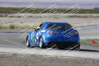 media/Oct-26-2025-CalClub SCCA (Sun) [[8ce1e69566]]/Group 2/Grapevine/